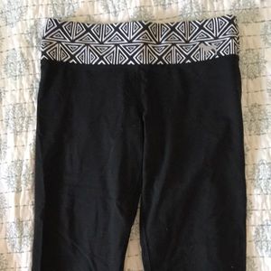 Capri Leggings with Reversible Waistband